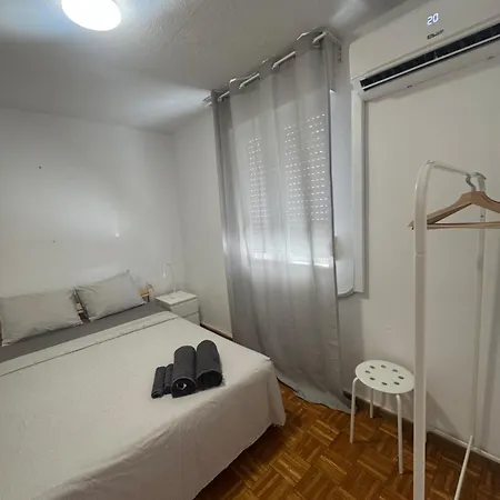 Проживание в семье Privada Jerez 2 Херес-де-ла-Фронтера